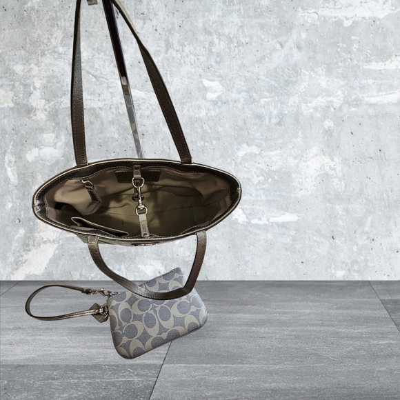 COACH Heritage Mini Signature Tote and Wristlet - Picture 5 of 10